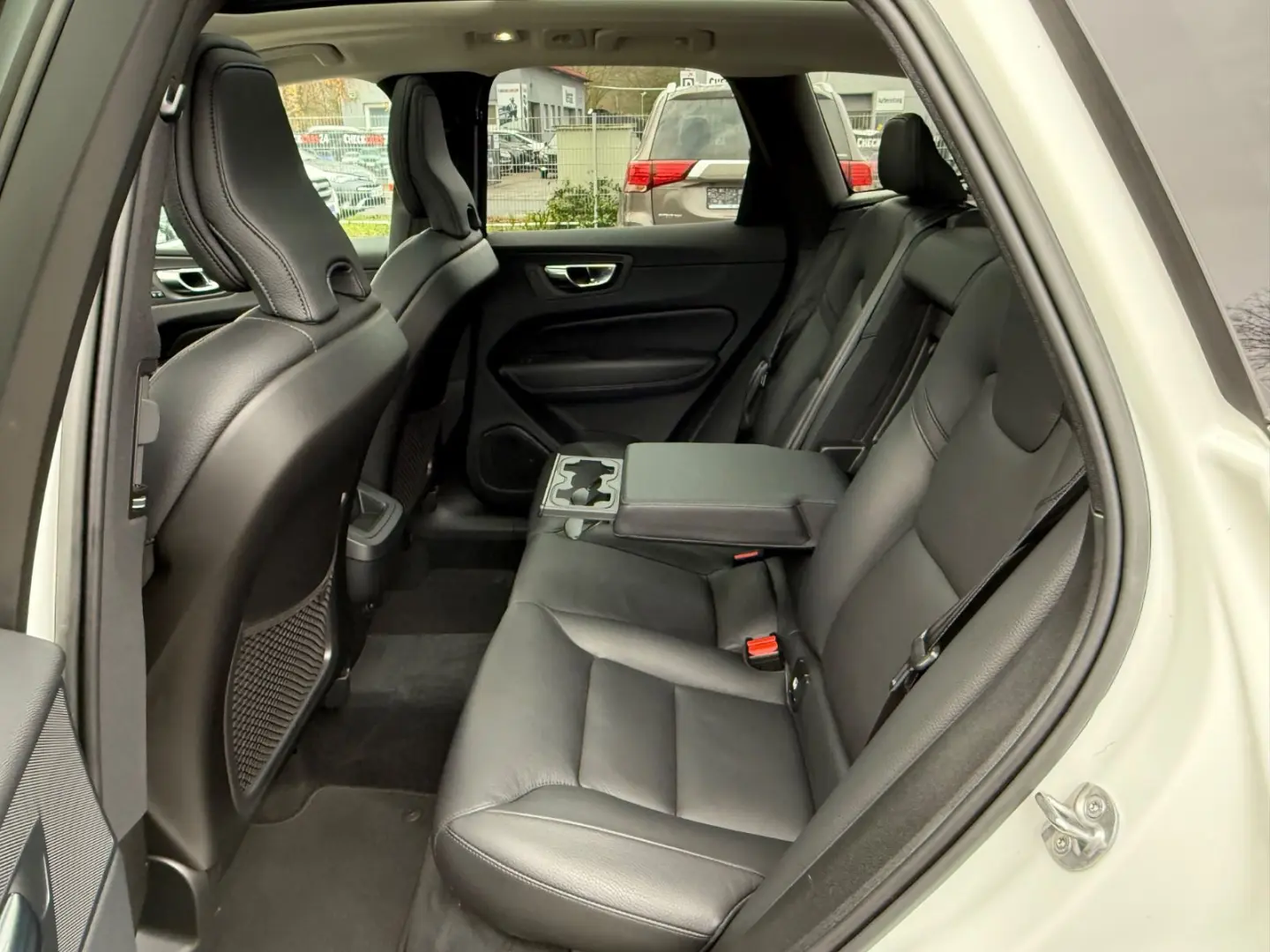 XC60 B4 Inscription AHK-ACC-PANO-STANDHZ-360 CAM