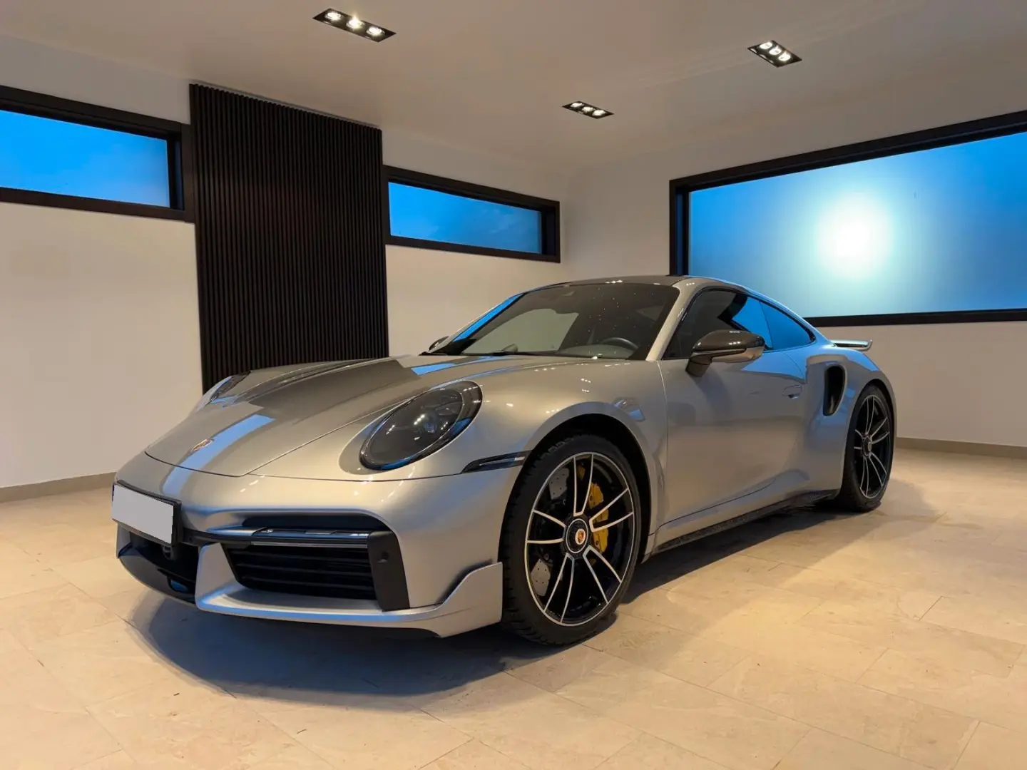 911 Turbo S  Aero-Kit Carbondach Acrapovic LIFT