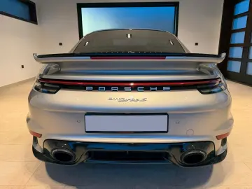 911 Turbo S  Aero-Kit Carbondach Acrapovic LIFT
