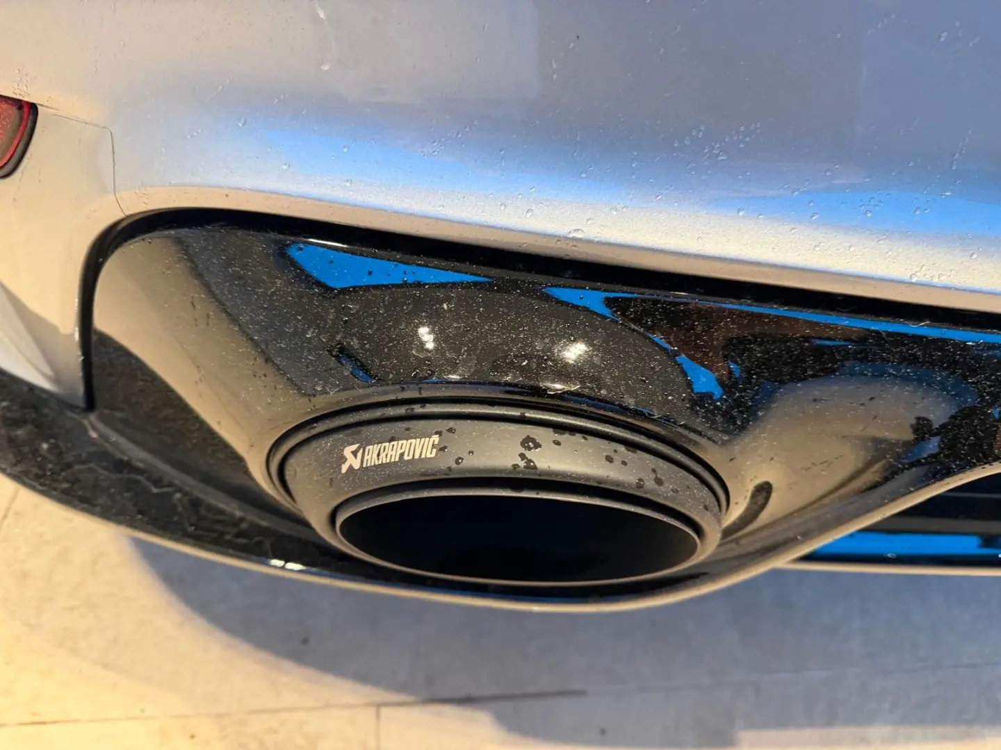 911 Turbo S  Aero-Kit Carbondach Acrapovic LIFT