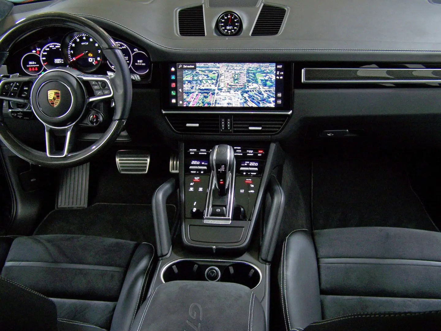 Cayenne GTS CARBON PANO CHRO R22 MATRIX APPROVED