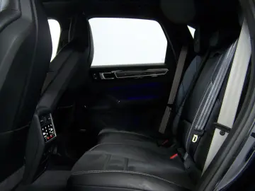Cayenne GTS CARBON PANO CHRO R22 MATRIX APPROVED