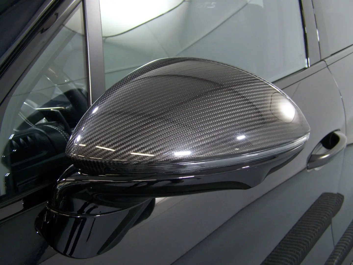 Cayenne GTS CARBON PANO CHRO R22 MATRIX APPROVED