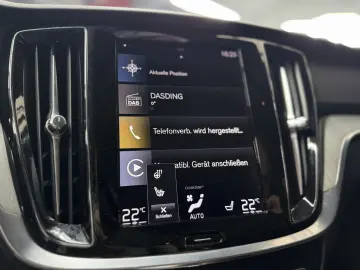 V60 Inscription Recharge Plug-In Hybrid AWD