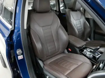 X3 xDrive 30d xLine HuD 360  AHK PANO LED STHZG