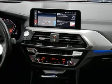 X3 xDrive 30d xLine HuD 360  AHK PANO LED STHZG