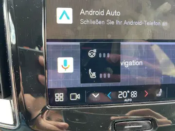 V60 Plus Dark B4 Benzin AHK Leder Digital Cockpit