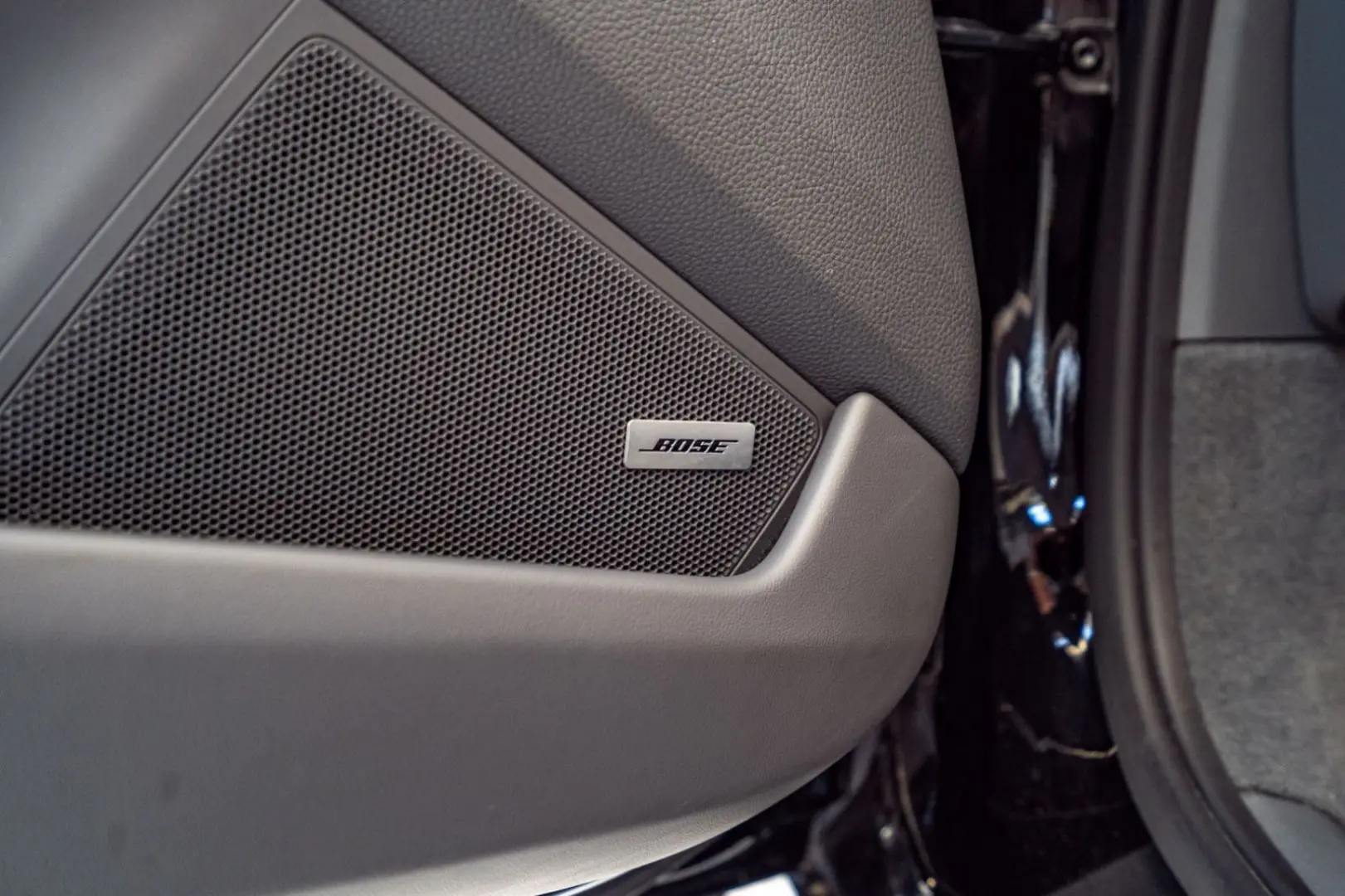 992 Carrera Cabrio PDK Approved2028 BOSE CAM LED