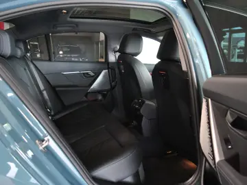 i5 Lim. 40 eDrive H K Rollos Panoram