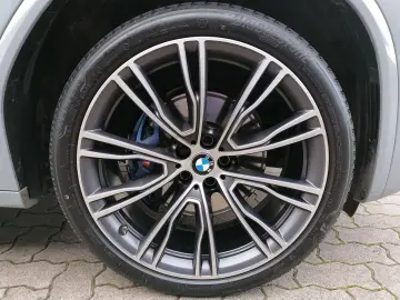 X4 M40 i Laser HUD DA PA Pano Memory Hifi DAB