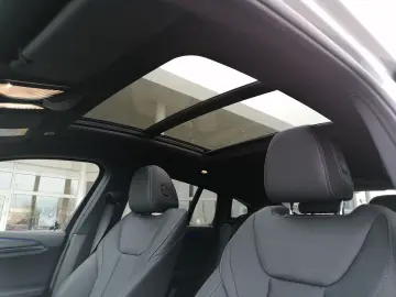 X4 M40 i Laser HUD DA PA Pano Memory Hifi DAB