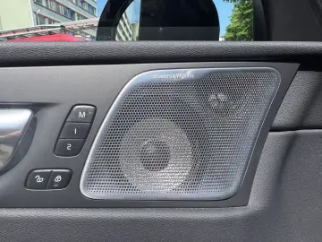 XC60 Ultimate AWD Lift PANO HUD ACC AHK 360