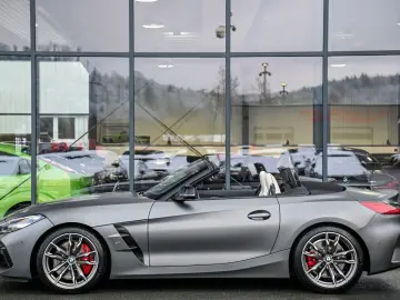 Z4 M40i M Shadow Live Cockpit Prof  Head-Up  19