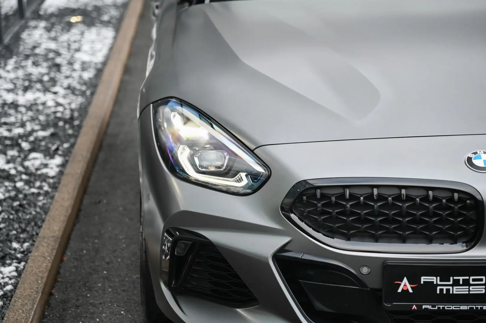 Z4 M40i M Shadow Live Cockpit Prof  Head-Up  19