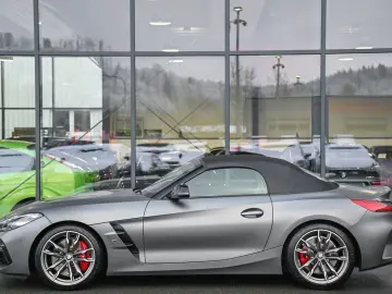 Z4 M40i M Shadow Live Cockpit Prof  Head-Up  19