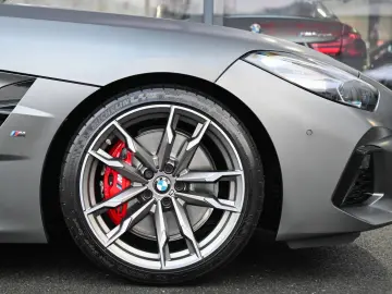 Z4 M40i M Shadow Live Cockpit Prof  Head-Up  19