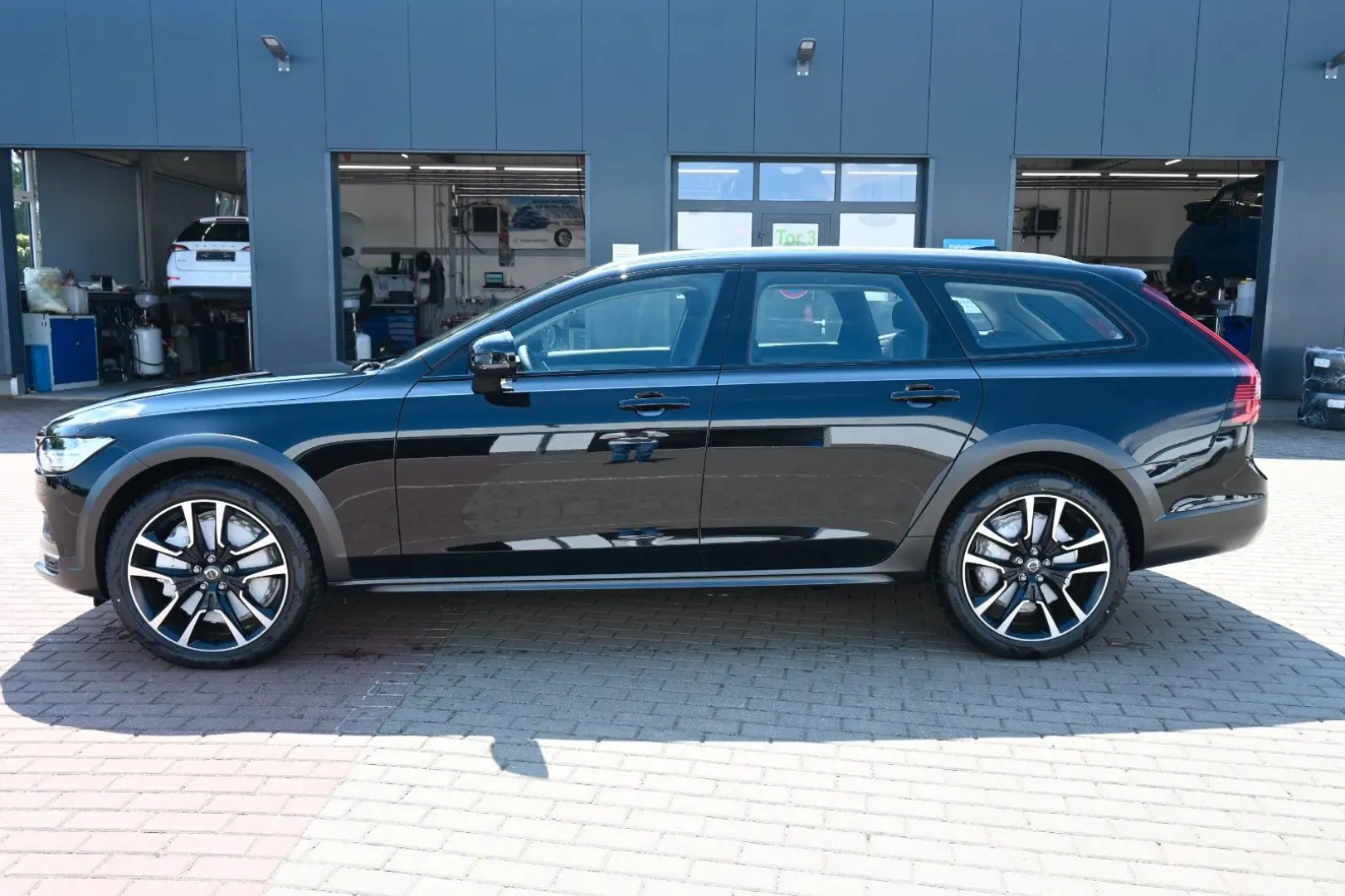 V90 B4 D AWD Cross Country Plus Pano STHZG AHK