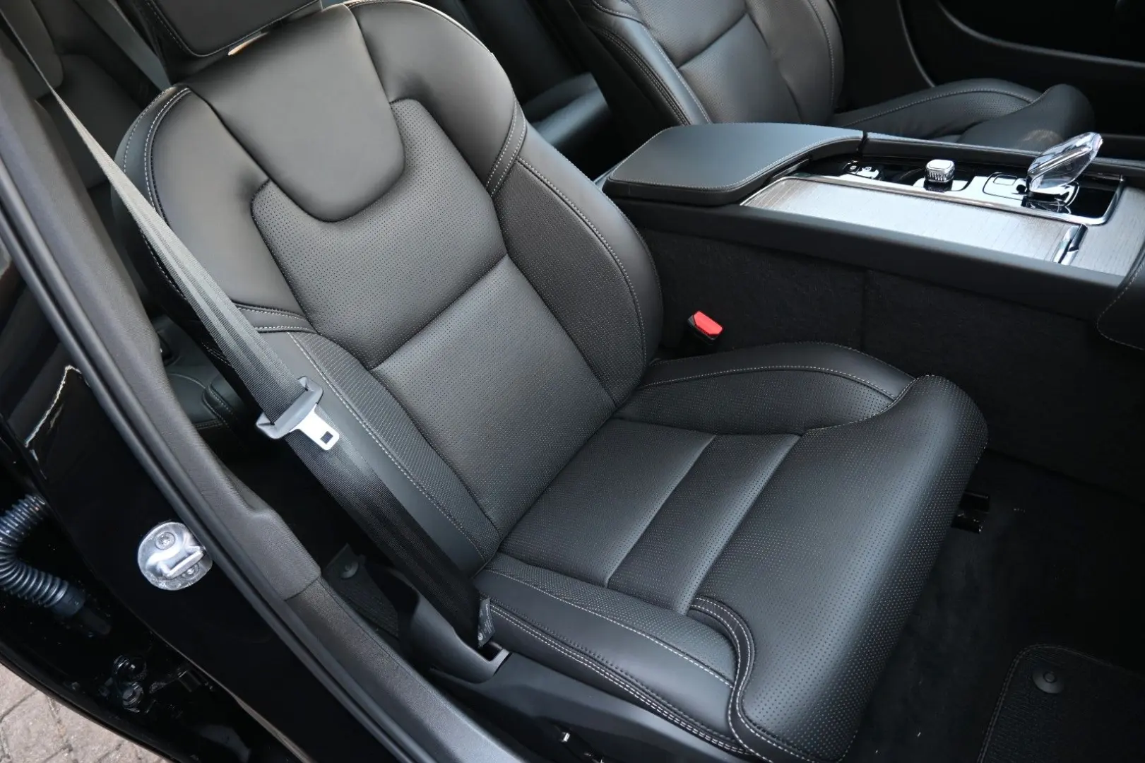 V90 B4 D AWD Cross Country Plus Pano STHZG AHK