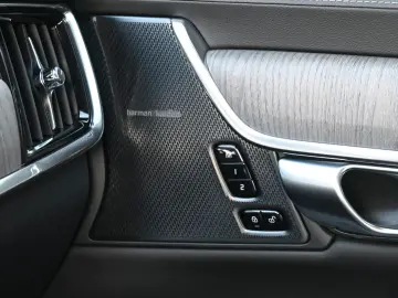 V90 B4 D AWD Cross Country Plus Pano STHZG AHK