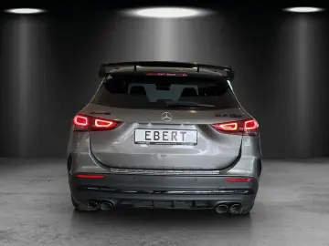 GLA 45 S AMG Perf.Sitze DISTRO Massage AERO Pano
