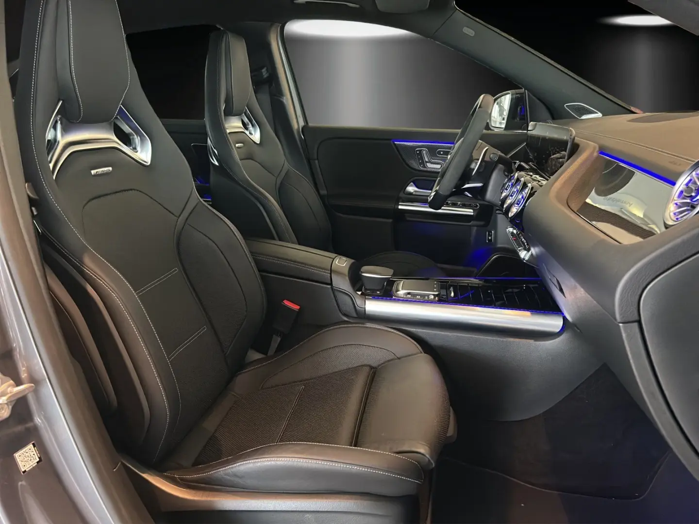 GLA 45 S AMG Perf.Sitze DISTRO Massage AERO Pano