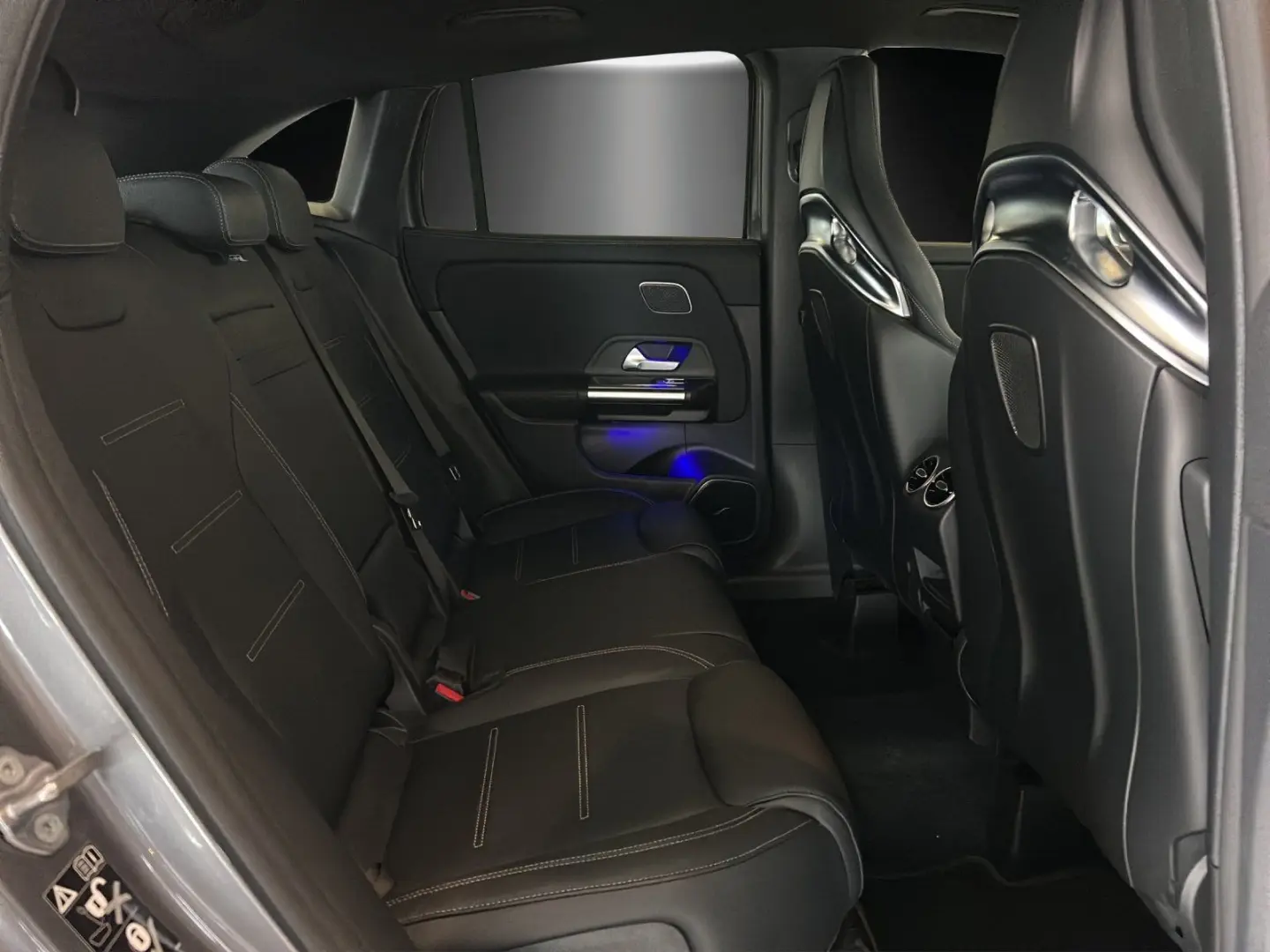 GLA 45 S AMG Perf.Sitze DISTRO Massage AERO Pano