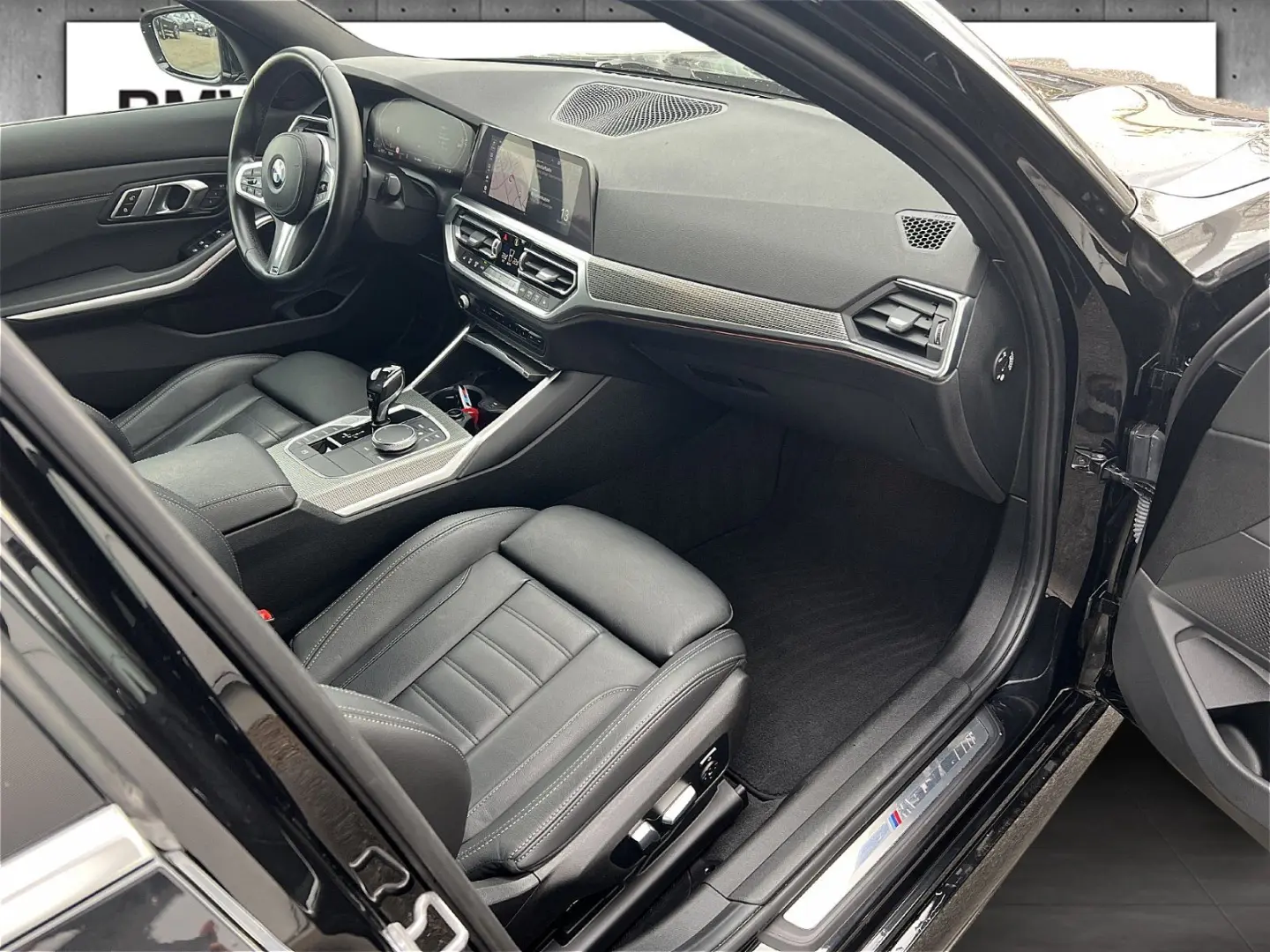 320d Limousine aut.   M SPORT   NAVI   HIFI   LE