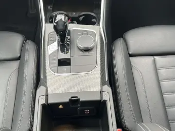 320d Limousine aut.   M SPORT   NAVI   HIFI   LE