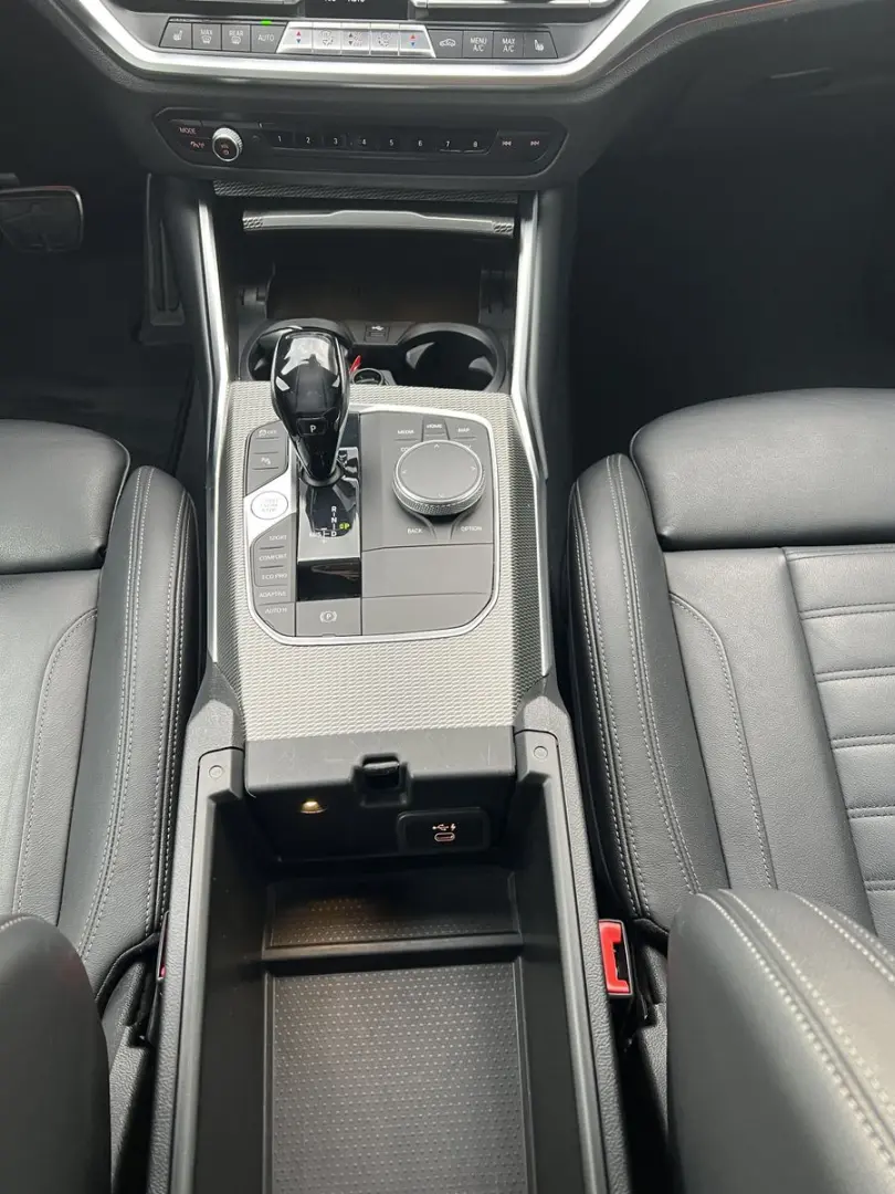 320d Limousine aut.   M SPORT   NAVI   HIFI   LE