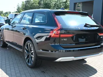 V90 B4 D AWD Cross Country  Pano STDHZG ACC