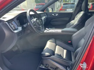 XC60 B4 Plus Dark 360  ACC LHZ LUFT PANO STDHZ