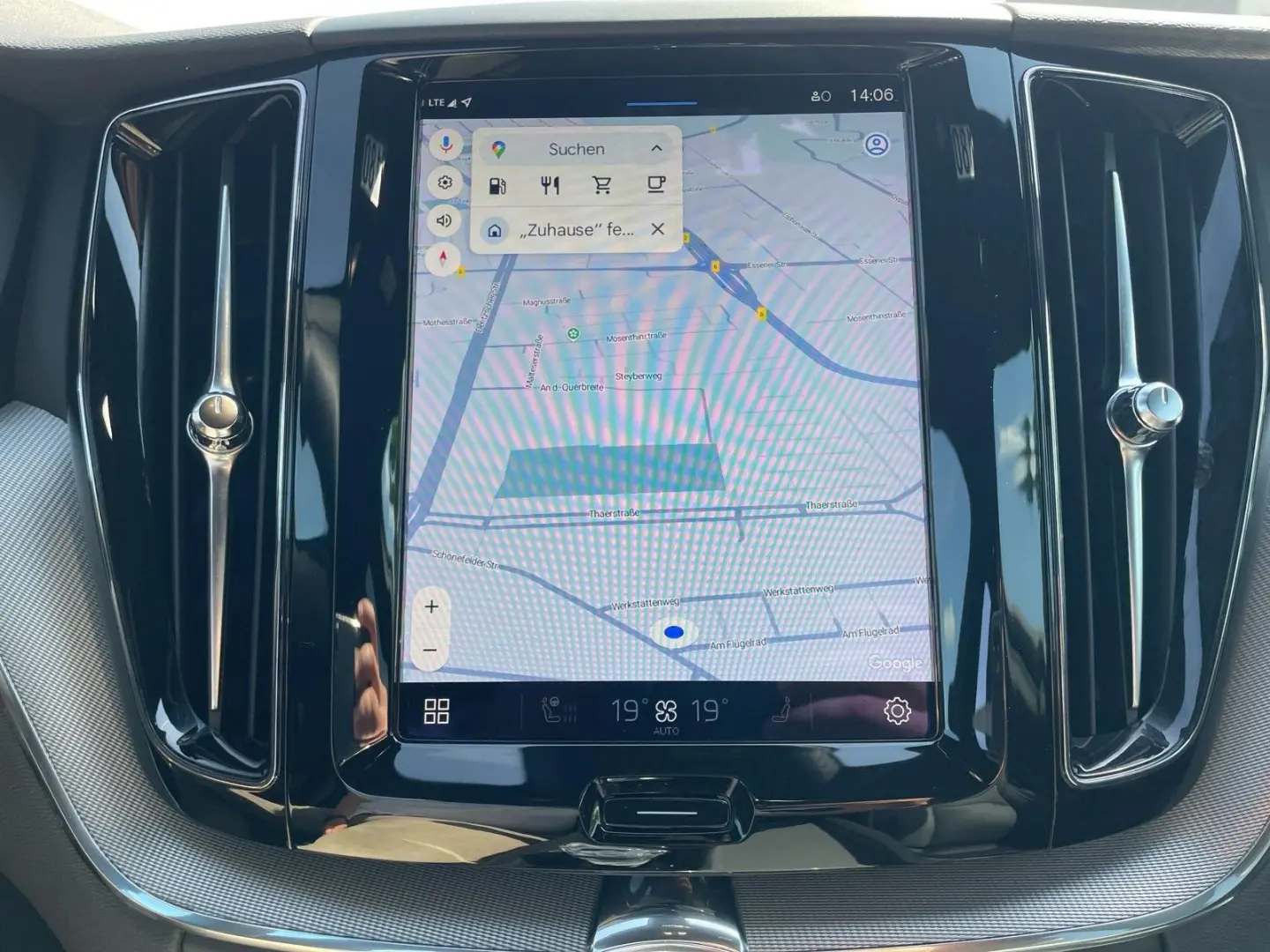 XC60 B4 Plus Dark 360  ACC LHZ LUFT PANO STDHZ