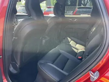 XC60 B4 Plus Dark 360  ACC LHZ LUFT PANO STDHZ