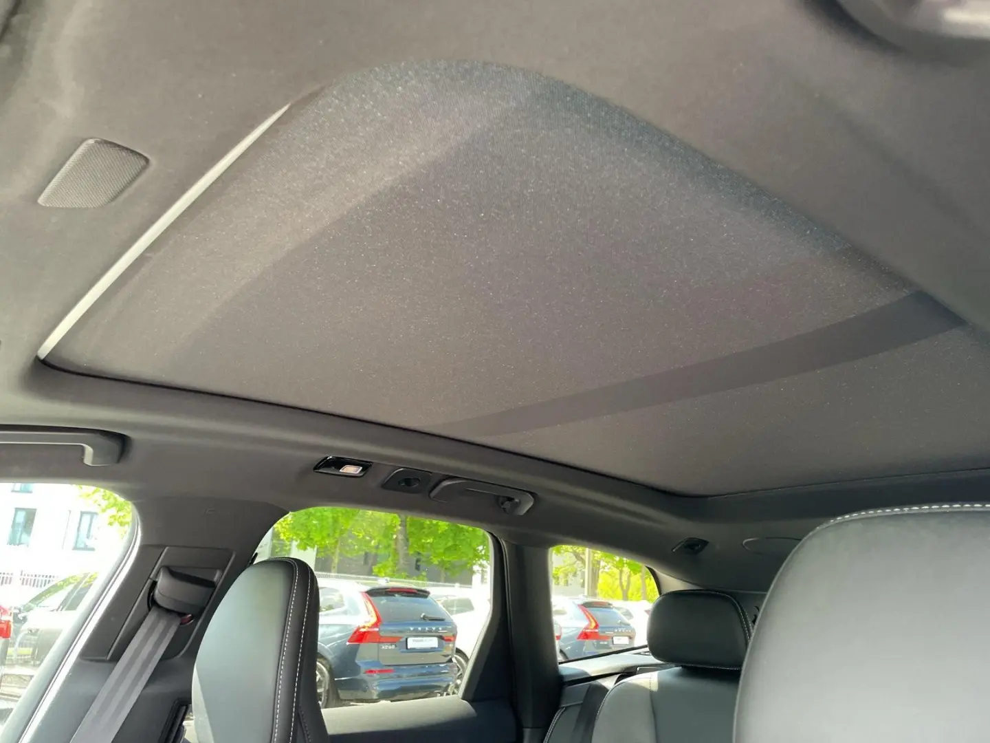 XC60 B4 Plus Dark 360  ACC LHZ LUFT PANO STDHZ