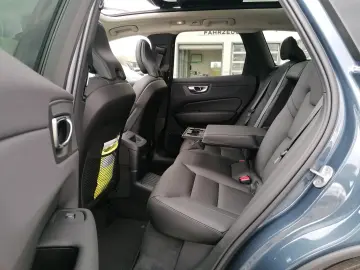 XC60 T6 AWD Recharge Plus Bright 360  LED