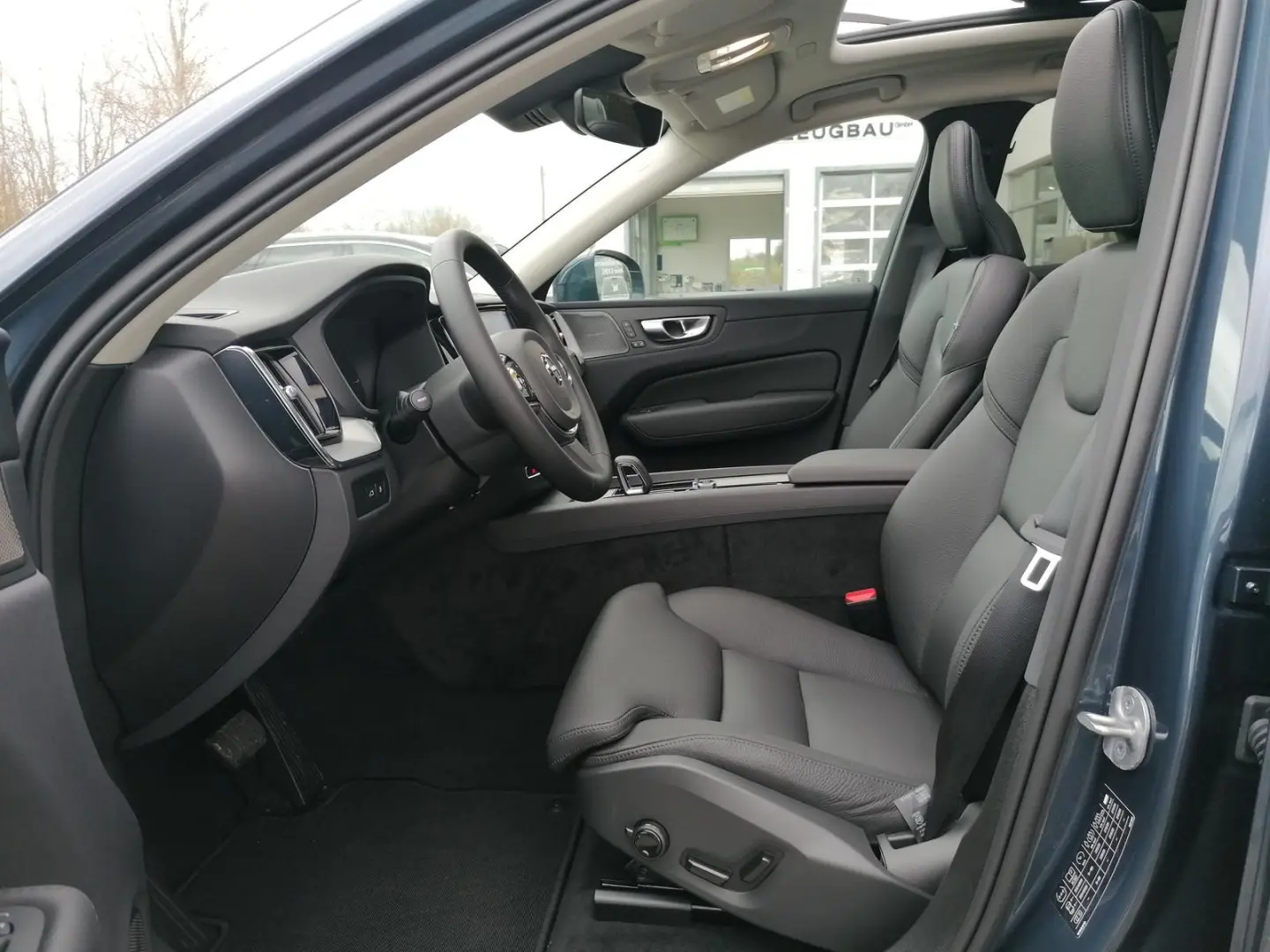 XC60 T6 AWD Recharge Plus Bright 360  LED