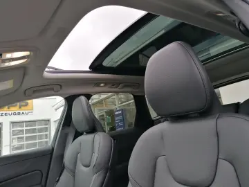 XC60 T6 AWD Recharge Plus Bright 360  LED