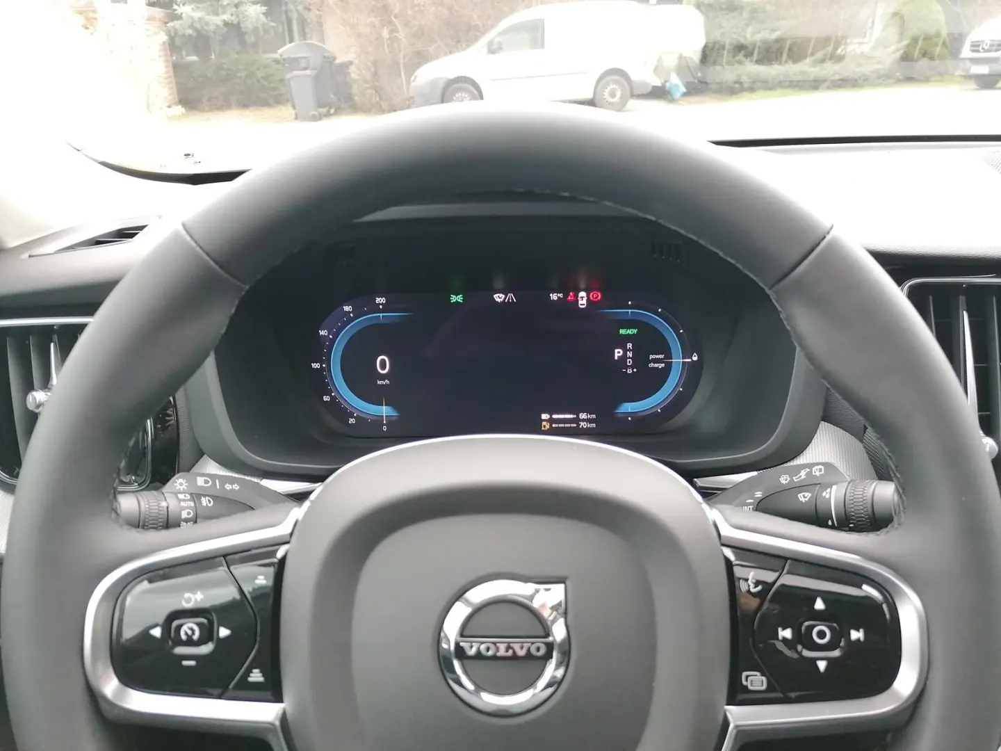 XC60 T6 AWD Recharge Plus Bright 360  LED