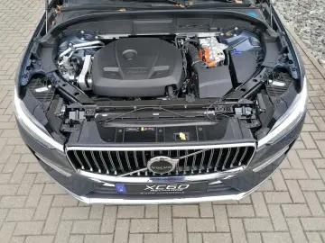 XC60 T6 AWD Recharge Plus Bright 360  LED