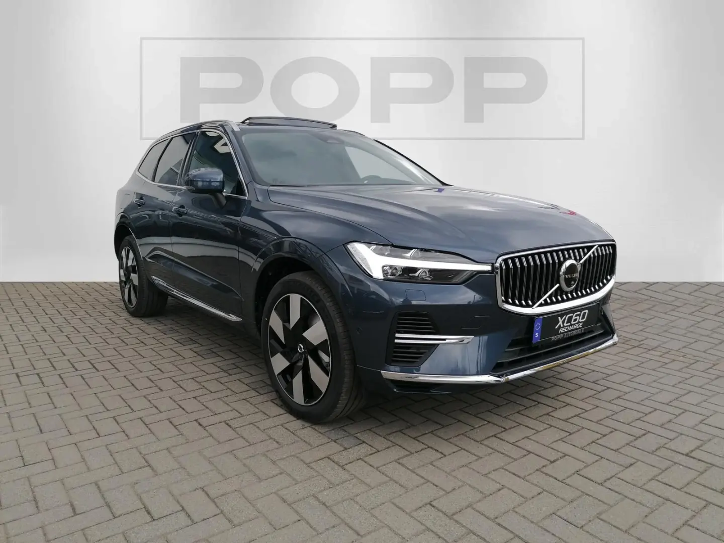XC60 T6 AWD Recharge Plus Bright 360  LED