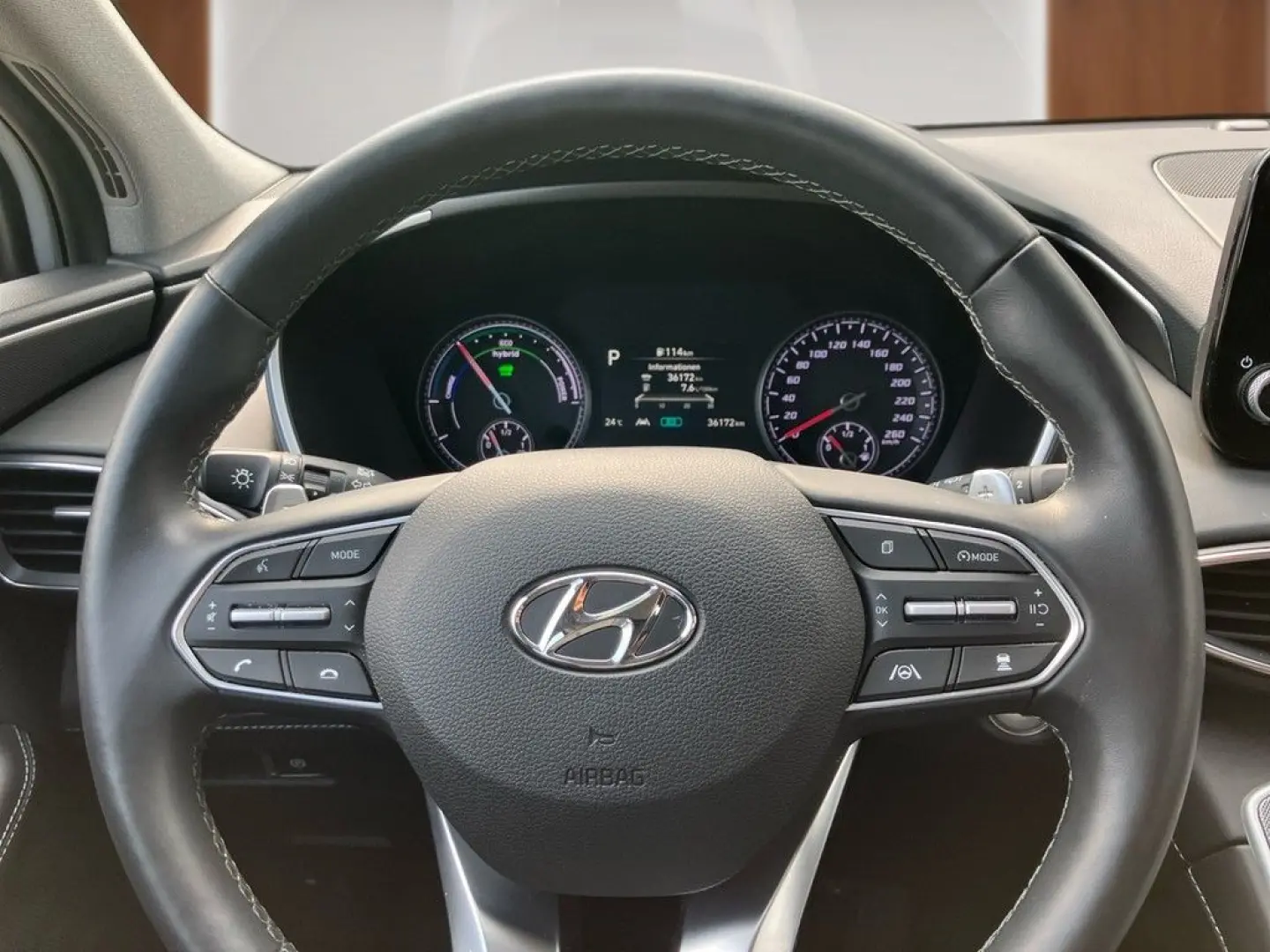 Santa Fe HEV 1.6 T-GDi 6-AT Trend Hybrid 4WD