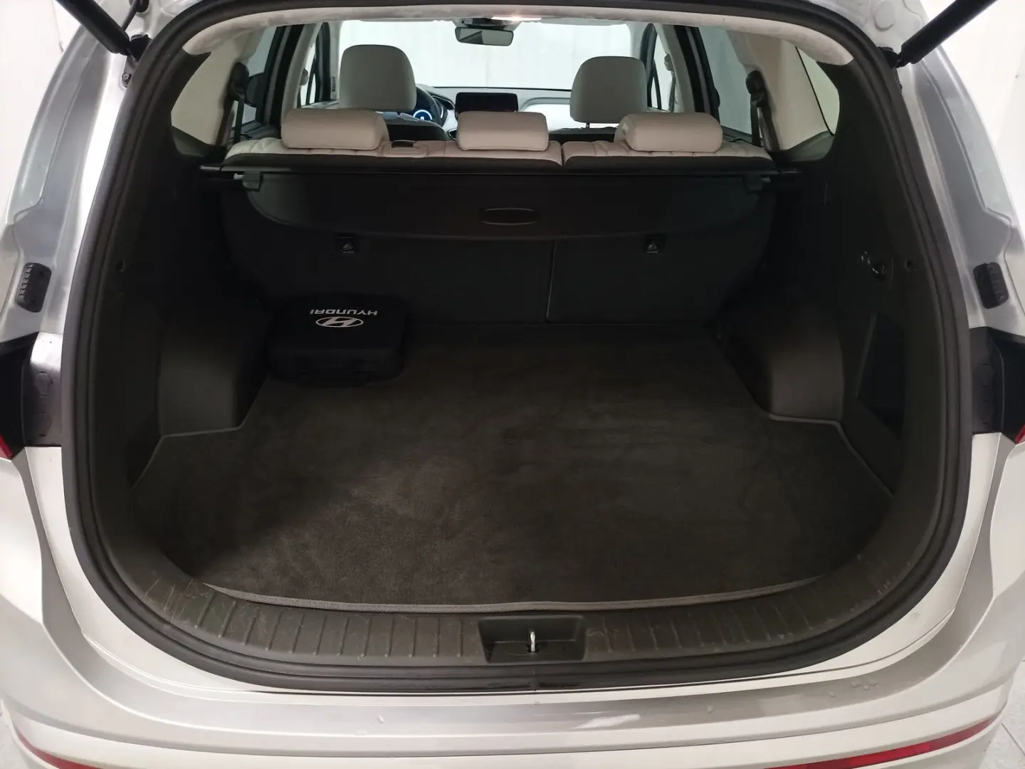 Santa Fe 1.6 T-GDI 4WD Navi HUD 360  Lenkrhzg.