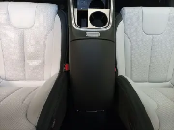 Santa Fe 1.6 T-GDI 4WD Navi HUD 360  Lenkrhzg.