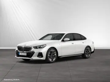 540d xDrive  € 1.190 Zubehörbonus M Sport