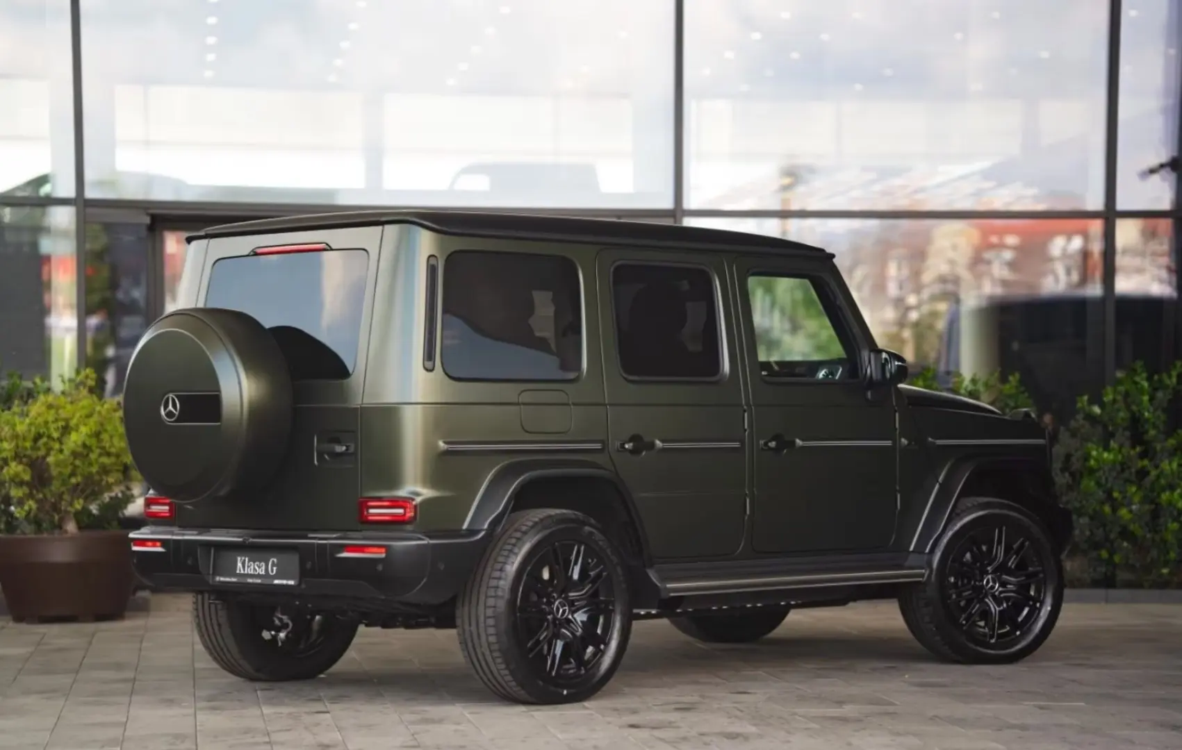 Mercedes-Benz G 580 Linia 580 AMG