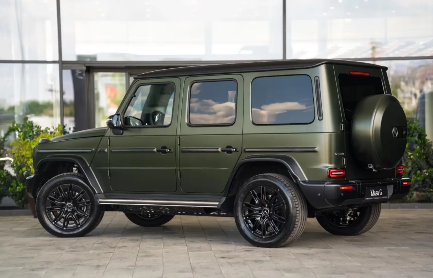 Mercedes-Benz G 580 Linia 580 AMG