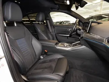 330i M Sportpaket HK HiFi DAB LED RFK Klimaaut.