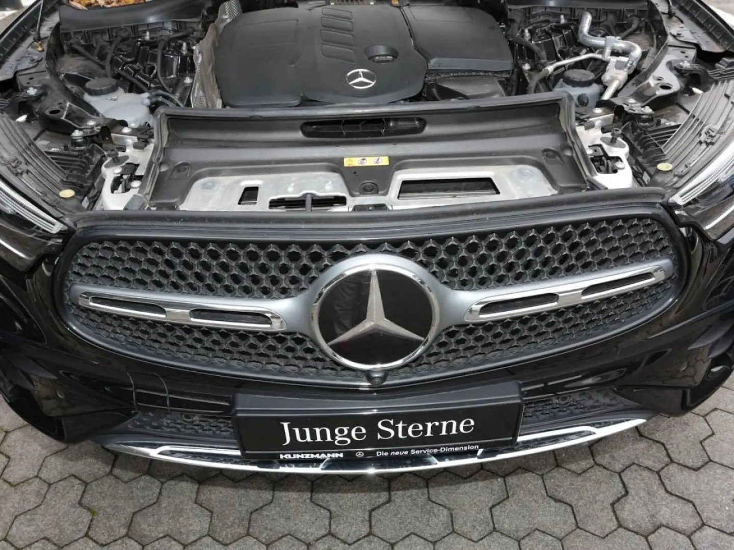 GLC 220 d 4M AMG MBUX Navi Distronic 360