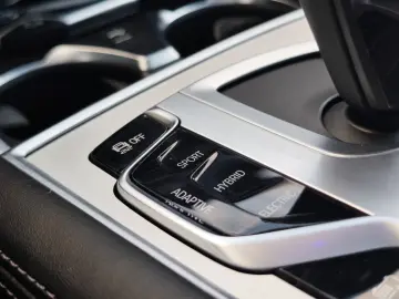 BMW Seria 7 745Le xDrive