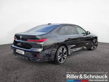 740dx M Sport Pro TV LOUNGE-SEAT AUTOMATIC DOORS